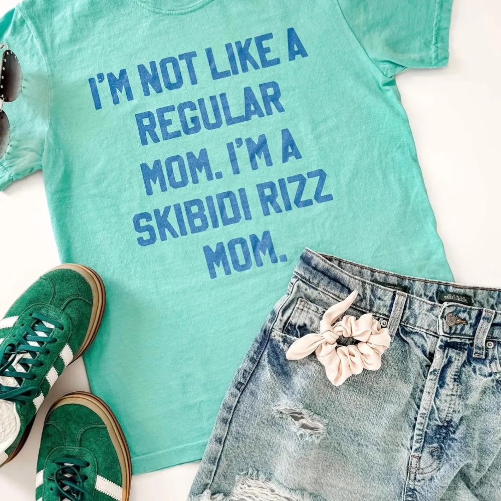 Skibidi Rizz Mom Tee